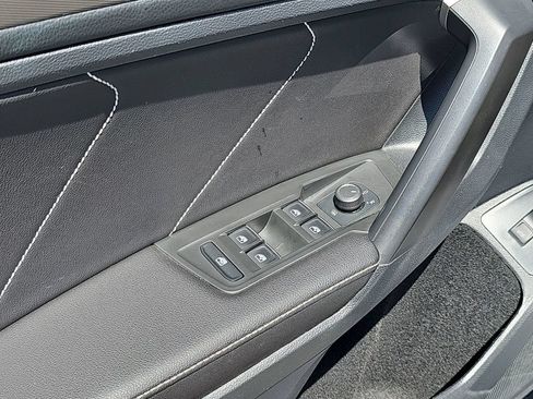 Certified 2024 Volkswagen Tiguan SE R-Line AWD/4WD image 19