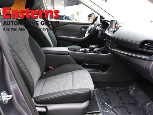 Used 2023 Nissan Rogue SV AWD/4WD image 24