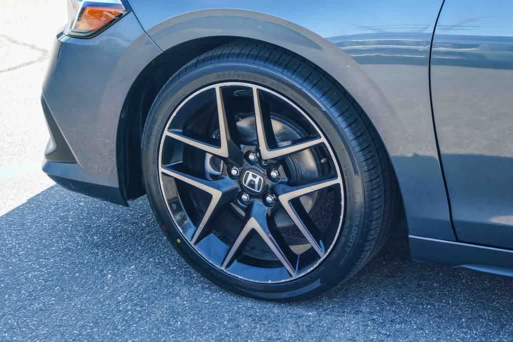 Used 2022 Honda Civic Sport Touring image 9