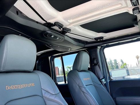 New 2026 Jeep Gladiator Mojave image 14