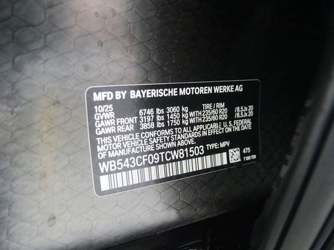 New 2026 BMW iX xDrive45 image 26