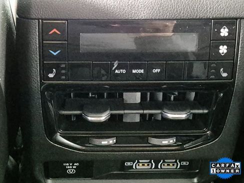 Used 2024 Jeep Grand Cherokee L Limited w/ Black Appearance Package image 24