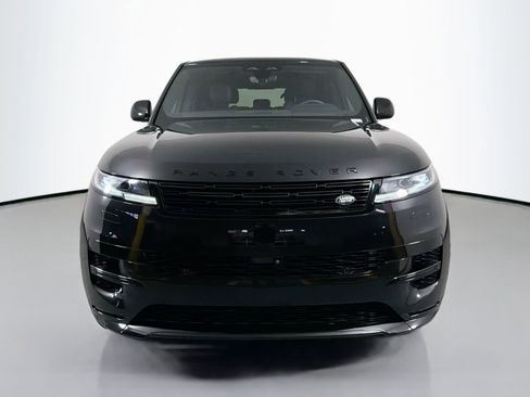 Used 2025 Land Rover Range Rover Sport Dynamic SE image 2