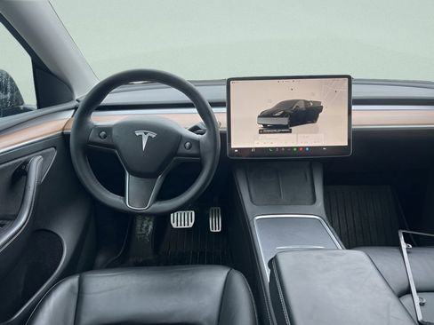 Used 2022 Tesla Model Y Performance image 19