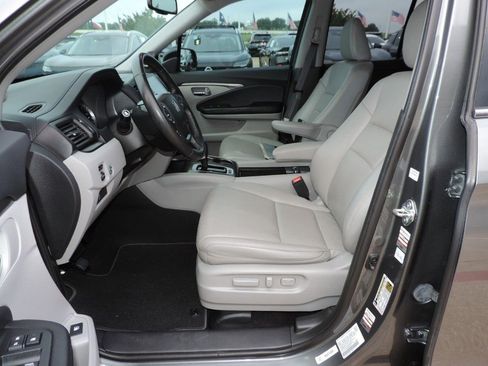 Used 2017 Honda Ridgeline RTL-T image 20