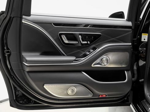 Used 2024 Mercedes-Benz Maybach S 680 4MATIC image 58