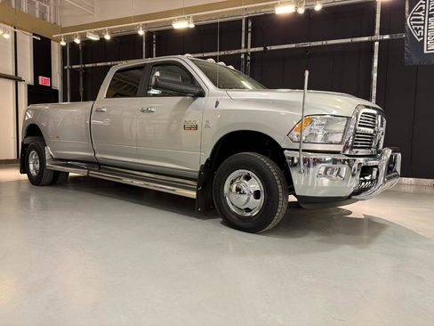 Used 2012 RAM 3500 Big Horn AWD/4WD image 4