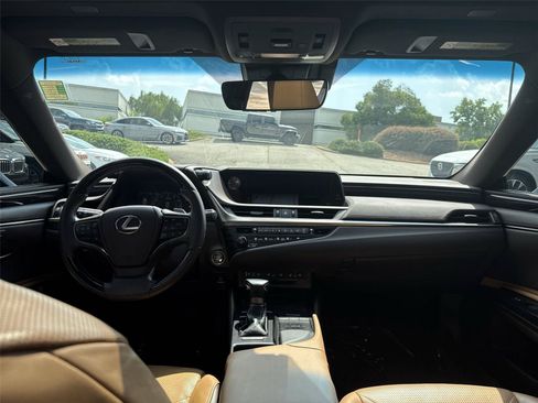 Used 2019 Lexus ES 350 w/ Accessory Package 2 FWD image 14