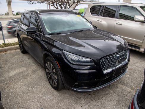 Used 2020 Lincoln Corsair Reserve w/ Equipment Group 201A image 4