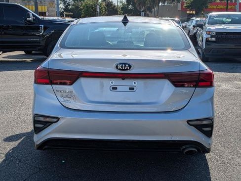 Used 2021 Kia Forte LXS FWD image 5