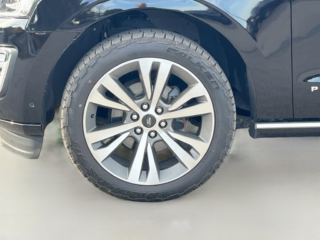 Used 2021 Ford Expedition Platinum AWD/4WD image 32