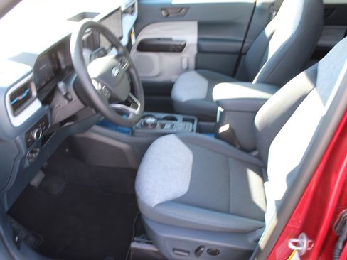 New 2025 Ford Maverick XLT w/ XLT Luxury Package image 19