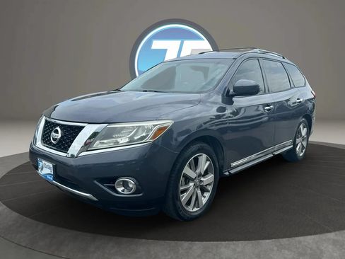 Used 2014 Nissan Pathfinder Platinum w/ Platinum Premium Package FWD image 23