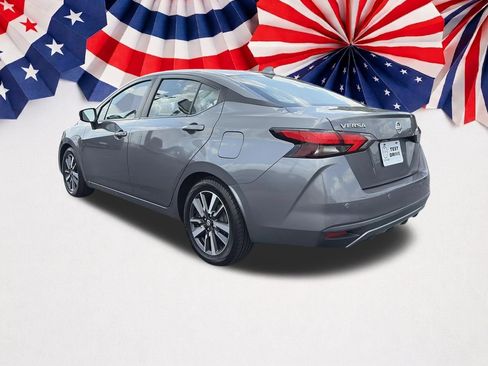 Used 2020 Nissan Versa SV FWD image 17