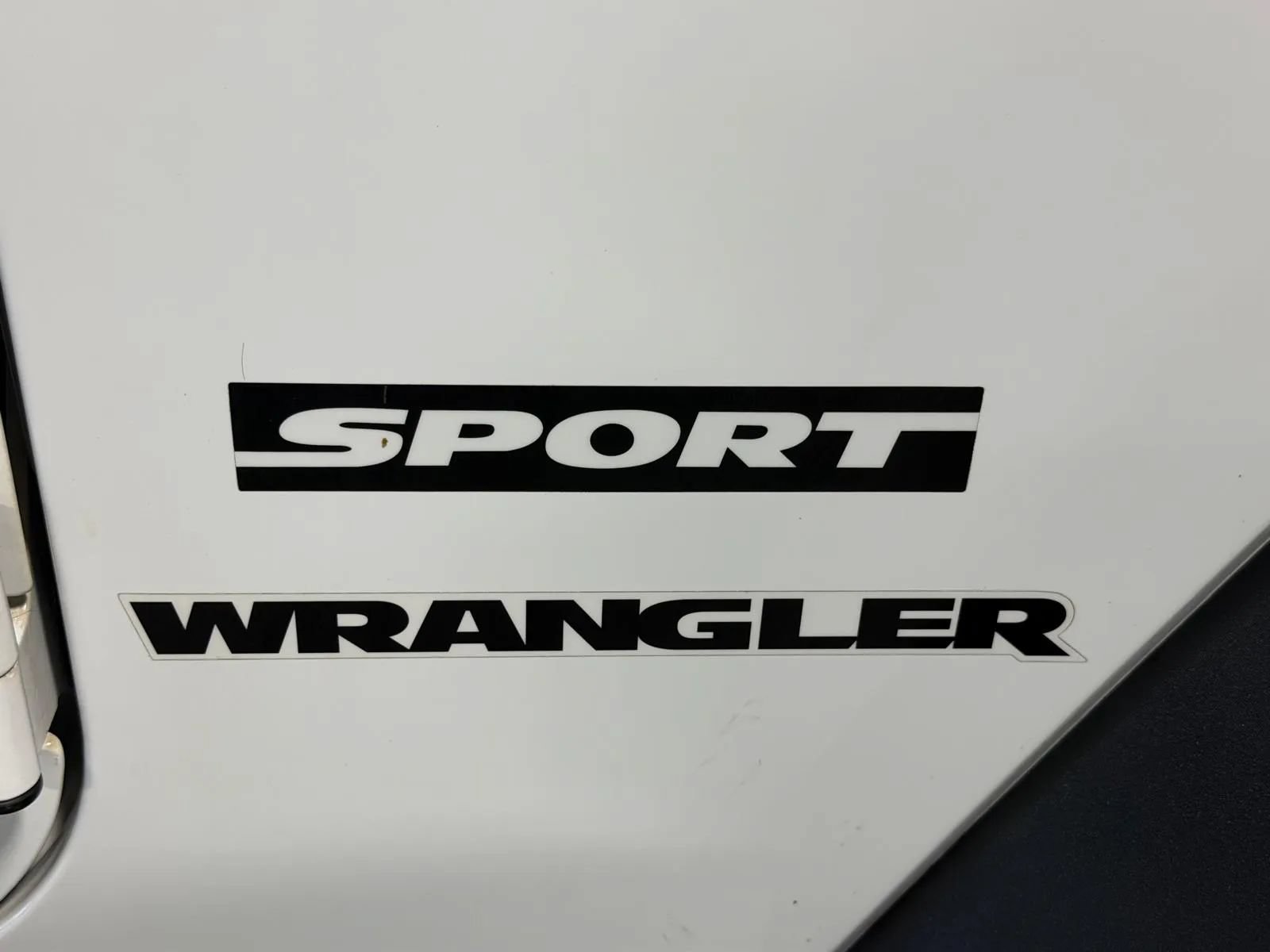 Used 2012 Jeep Wrangler Sport AWD/4WD image 11