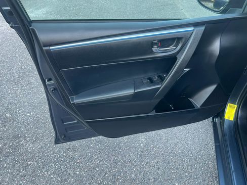 Used 2016 Toyota Corolla S FWD image 6