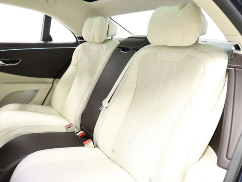 Used 2020 Bentley Flying Spur W12 image 67