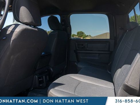 Used 2024 RAM 3500 Tradesman w/ Chrome Appearance Group AWD/4WD image 19