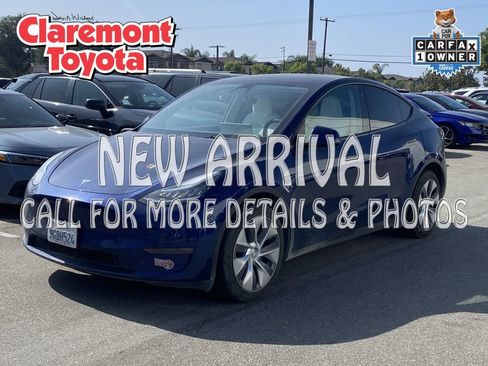 Used 2023 Tesla Model Y Long Range AWD/4WD image 1