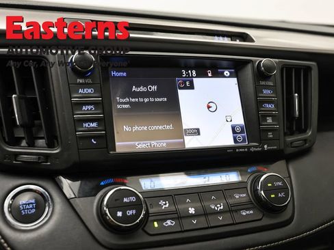 Used 2017 Toyota RAV4 XLE AWD/4WD image 18