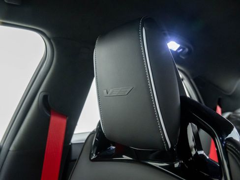 Certified 2025 Cadillac CT4 V Blackwing w/ Carbon Fiber 1 Package image 40