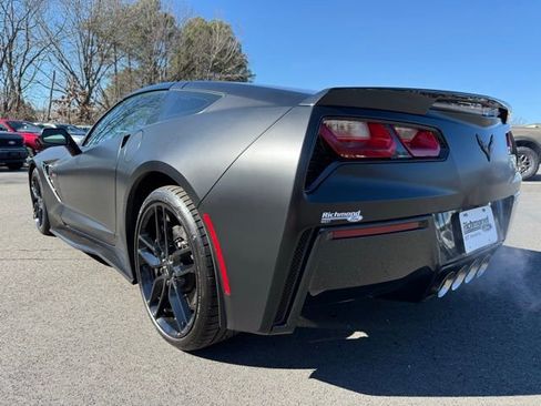 Used 2017 Chevrolet Corvette Stingray Coupe image 3