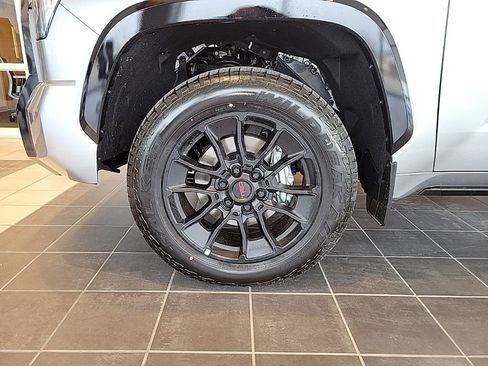 New 2026 Toyota Tundra Platinum w/ TRD Off-Road Package image 19