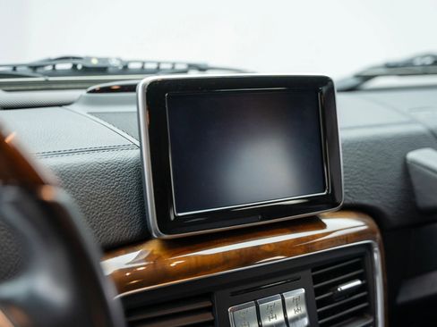 Used 2013 Mercedes-Benz G 63 AMG 4MATIC image 31