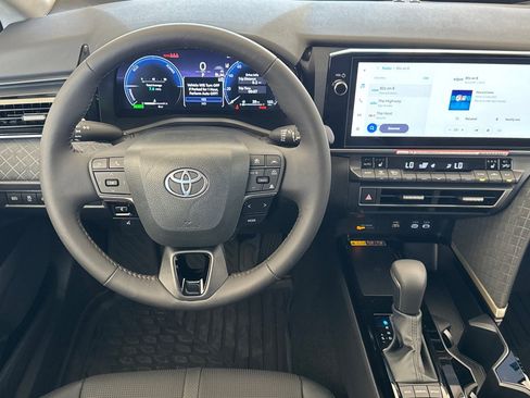 New 2026 Toyota Camry XLE AWD/4WD image 14