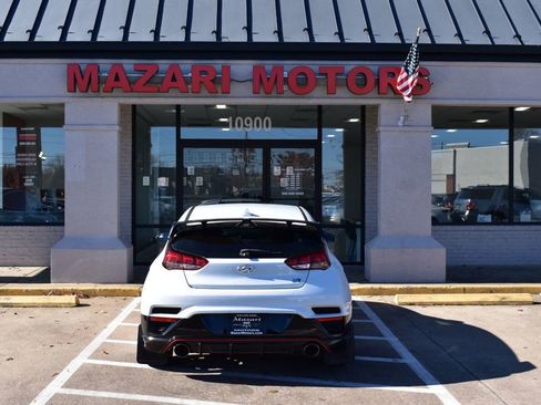 Used 2020 Hyundai Veloster N w/ Performance Package image 10