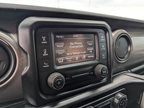 Used 2020 Jeep Wrangler Unlimited Sport S AWD/4WD image 16