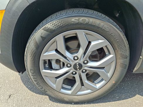 Used 2024 Kia Seltos S AWD/4WD image 9