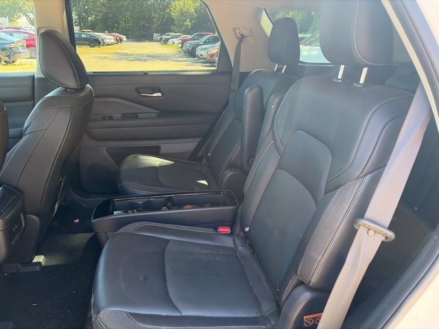 Used 2022 Nissan Pathfinder SL w/ SL Premium Package FWD image 25