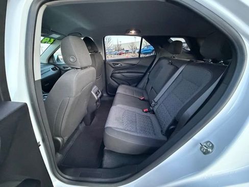 Used 2024 Chevrolet Equinox LT image 22
