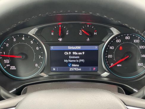 Used 2024 Chevrolet Equinox LT image 9