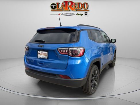 New 2026 Jeep Compass Latitude image 7