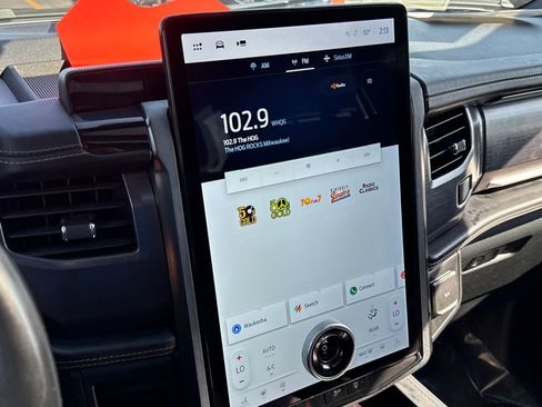 Certified 2022 Ford Expedition Platinum image 23