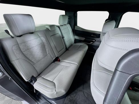 Used 2025 Toyota Tundra Limited image 28