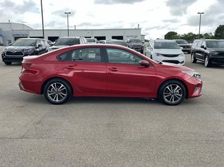 Used 2024 Kia Forte LXS FWD video 3