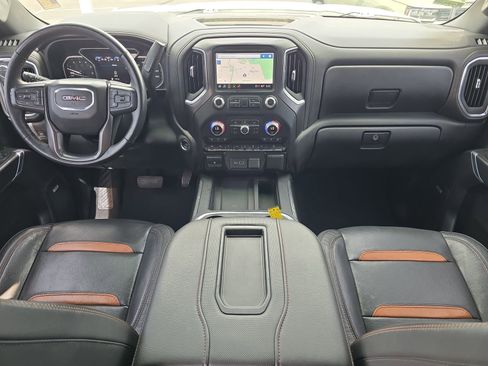 Used 2020 GMC Sierra 1500 AT4 w/ AT4 Premium Package AWD/4WD image 9