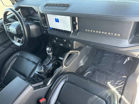 Certified 2025 Ford Bronco Badlands AWD/4WD image 30