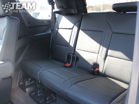 Certified 2024 Chevrolet Tahoe Z71 w/ Luxury Package image 22