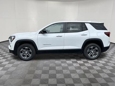New 2027 GMC Terrain Elevation FWD image 2