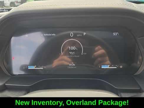 Certified 2023 Jeep Grand Cherokee Overland w/ Adv Protech Group III AWD/4WD image 32