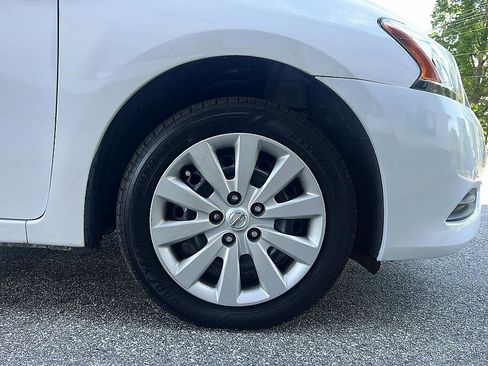 Used 2015 Nissan Sentra SV image 22