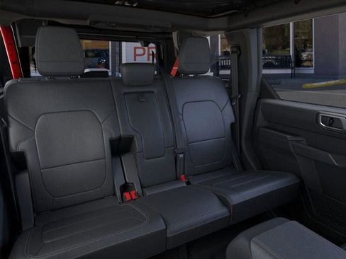 New 2025 Ford Bronco Badlands AWD/4WD image 12
