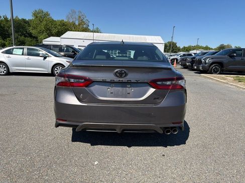 Used 2024 Toyota Camry SE FWD image 4