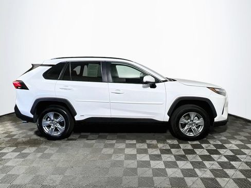 Certified 2025 Toyota RAV4 XLE AWD/4WD image 8
