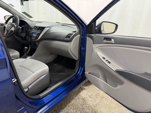 Used 2015 Hyundai Accent GLS FWD image 24