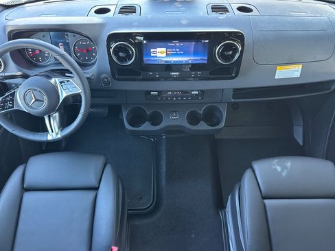New 2026 Mercedes-Benz Sprinter 2500 image 13